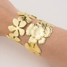 Brazalete de latón con forma de flores