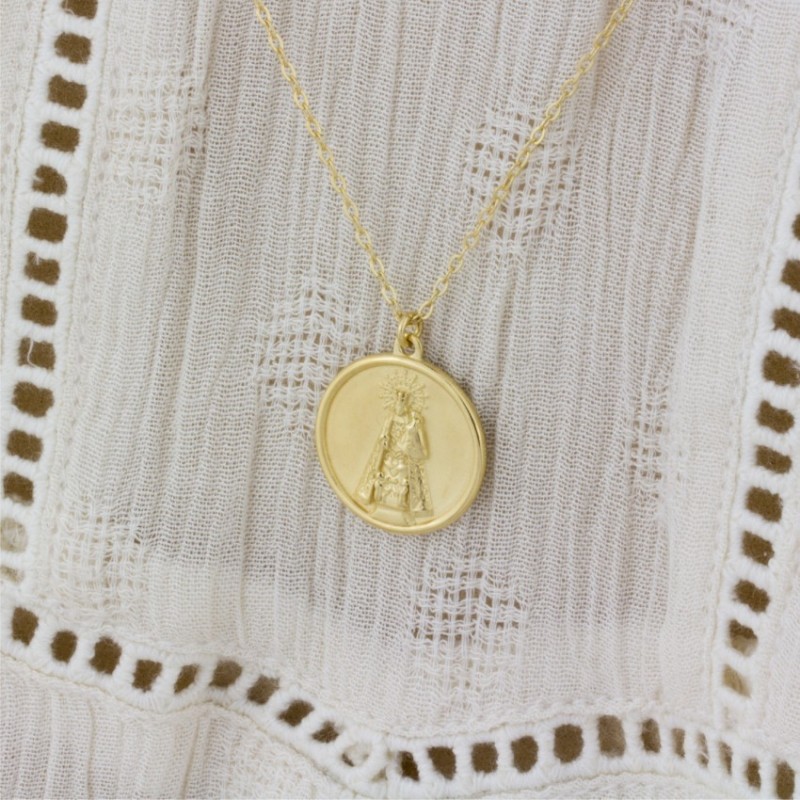 Gargantilla de plata de la virgen de los Desamparados